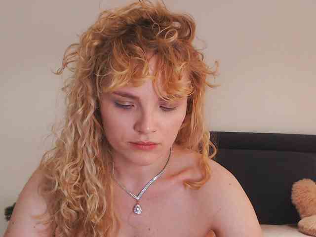 AnnaEvv webcam