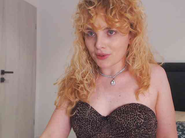 AnnaEvv webcam