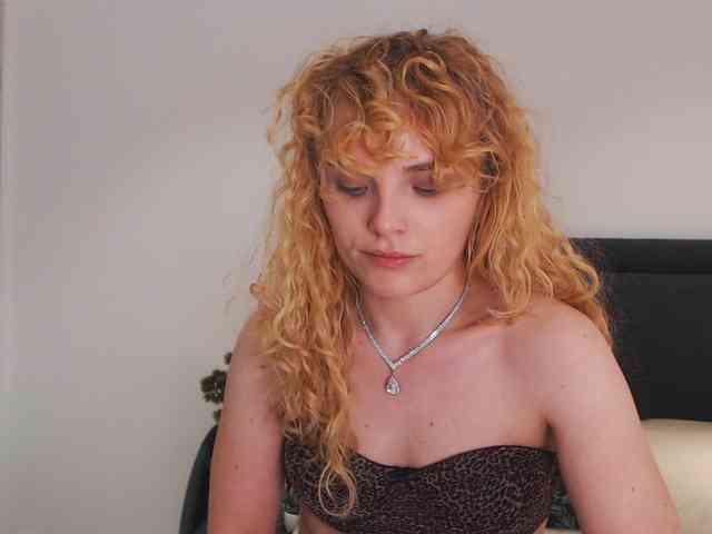 AnnaEvv webcam