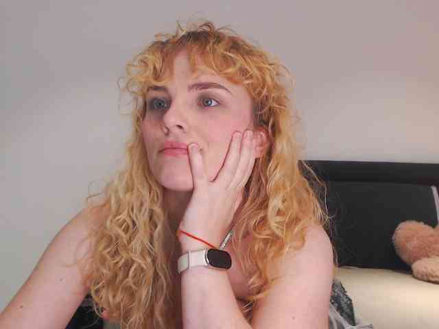AnnaEvv webcam
