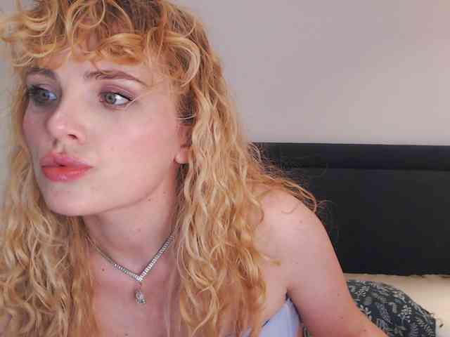 AnnaEvv webcam