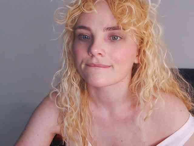 AnnaEvv webcam