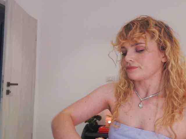 AnnaEvv webcam