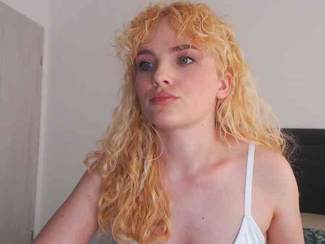AnnaEvv webcam