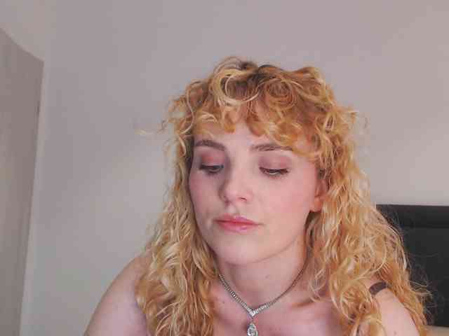 AnnaEvv webcam