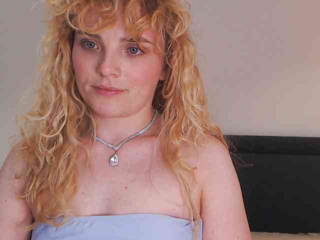 AnnaEvv webcam