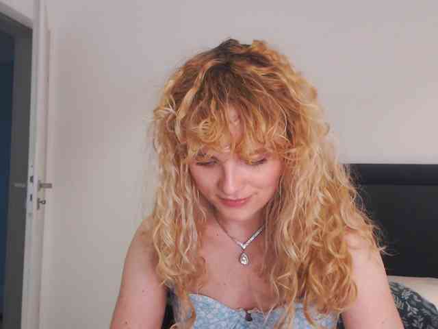 AnnaEvv webcam