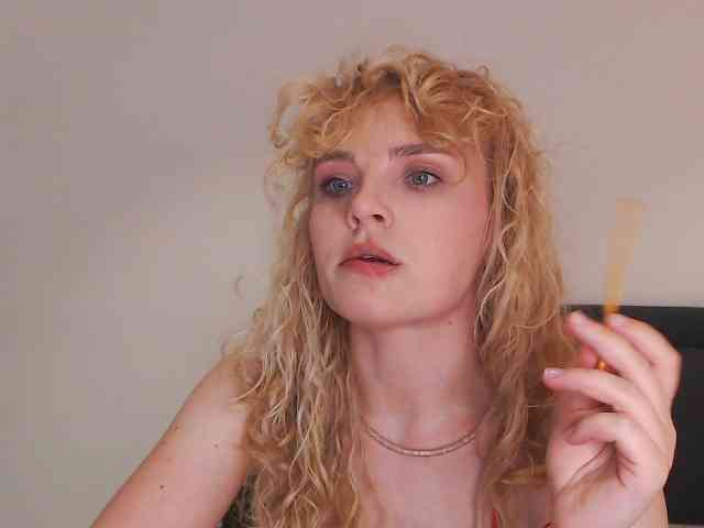 AnnaEvv webcam