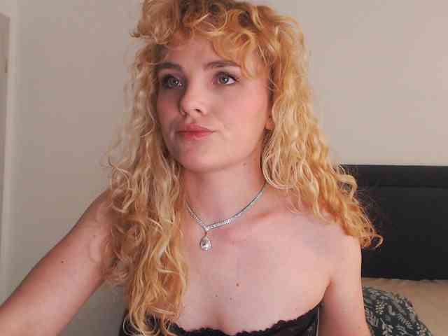 AnnaEvv webcam
