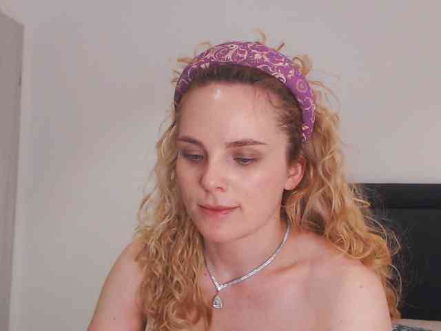 AnnaEvv webcam