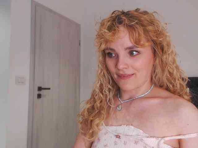 AnnaEvv webcam