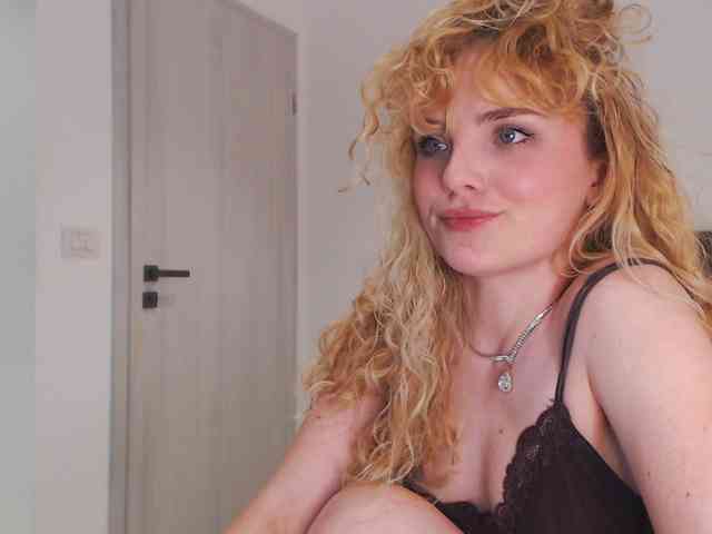 AnnaEvv webcam