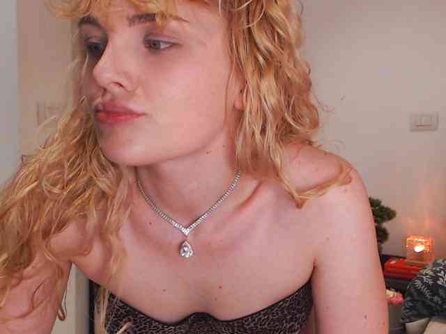 AnnaEvv webcam