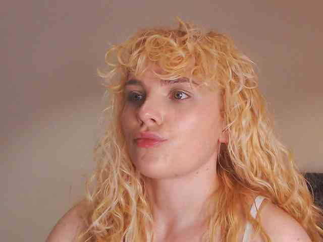 AnnaEvv webcam