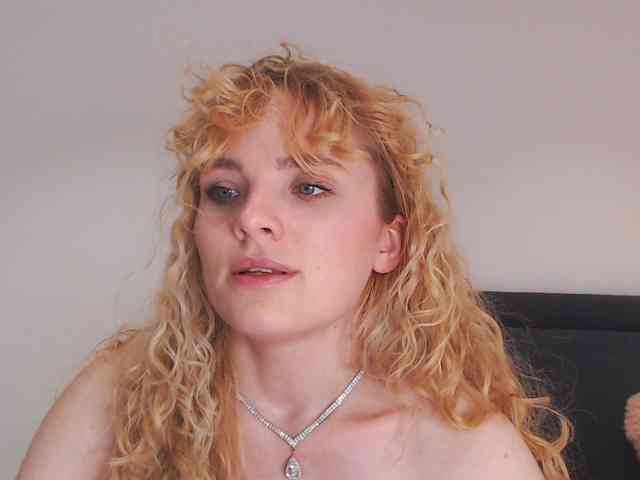 AnnaEvv webcam