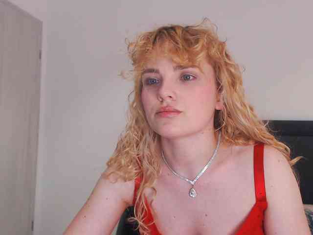 AnnaEvv webcam