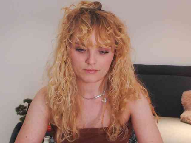 AnnaEvv webcam