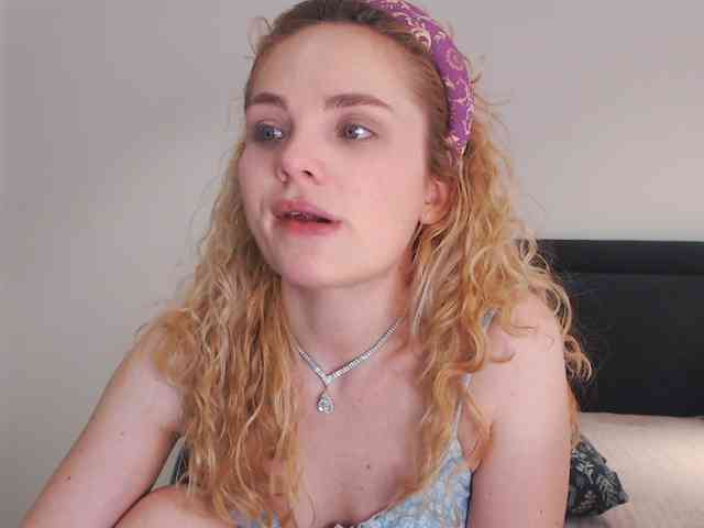 AnnaEvv webcam
