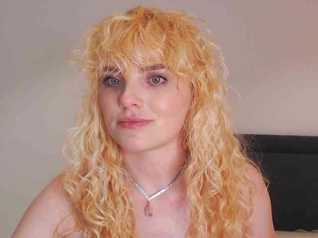 AnnaEvv webcam