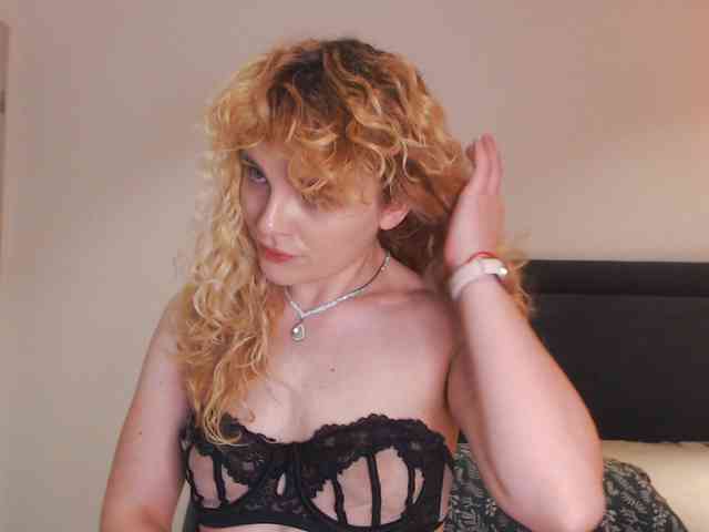 AnnaEvv webcam