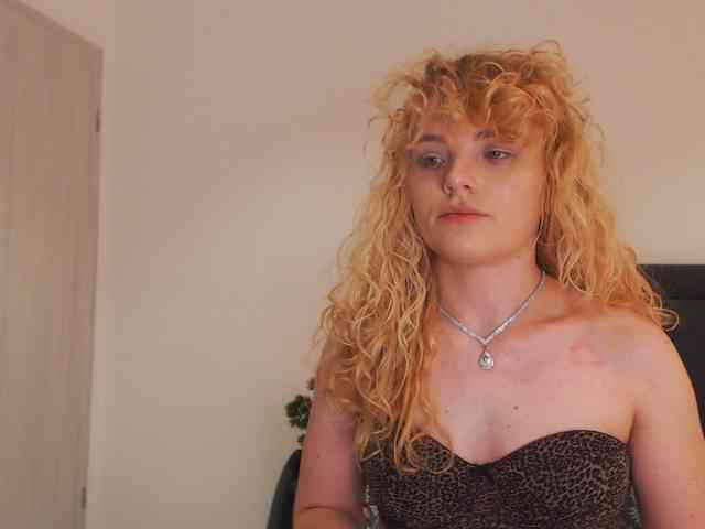 AnnaEvv webcam