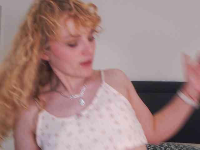 AnnaEvv webcam