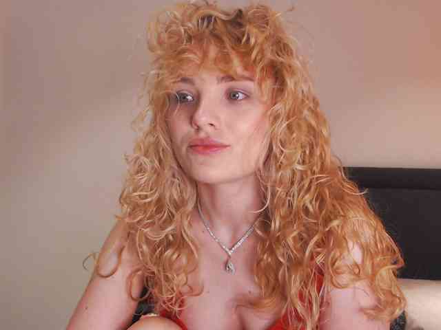 AnnaEvv webcam