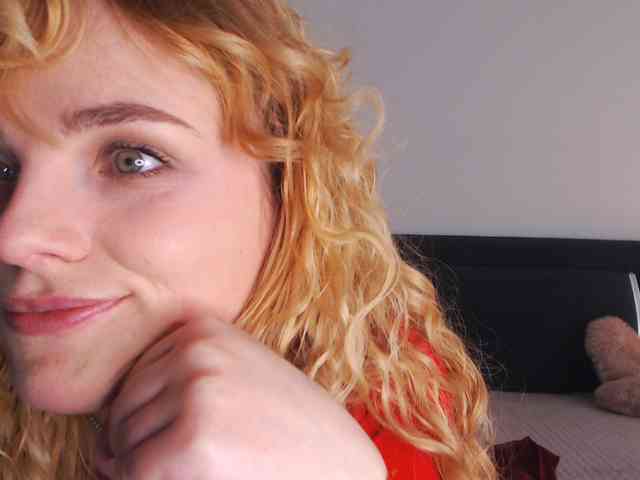AnnaEvv webcam