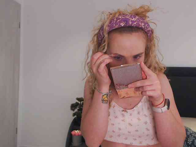 AnnaEvv webcam