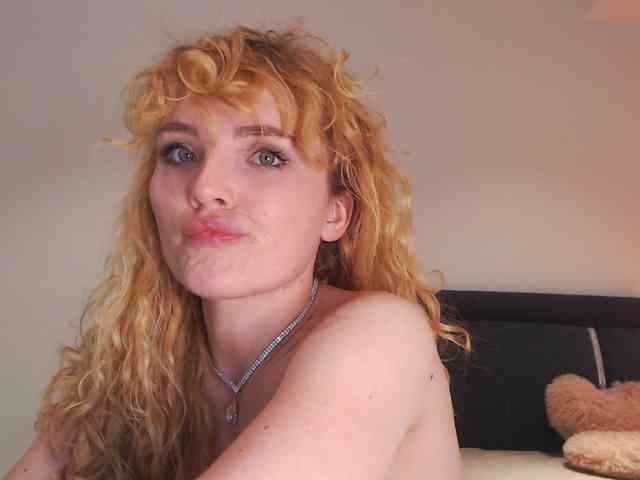 AnnaEvv webcam