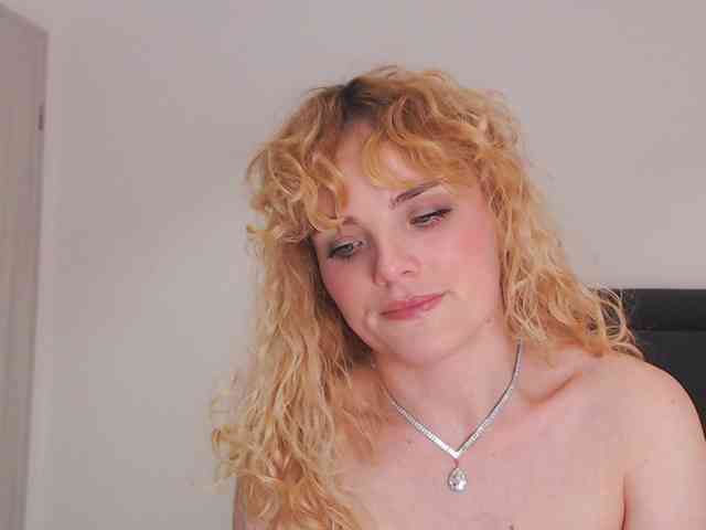AnnaEvv webcam