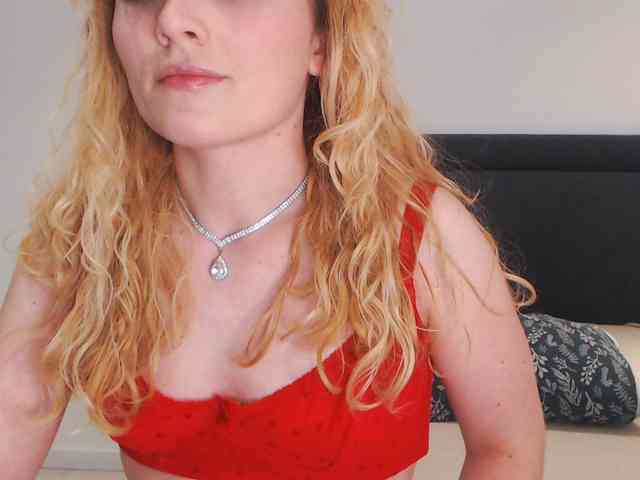 AnnaEvv webcam