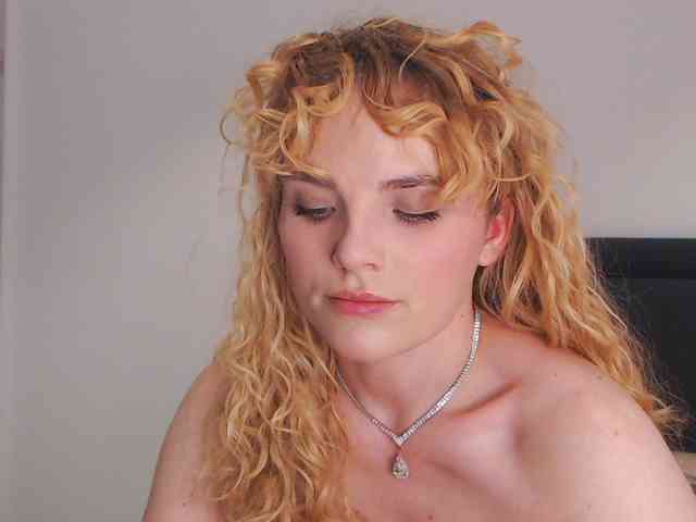 AnnaEvv webcam