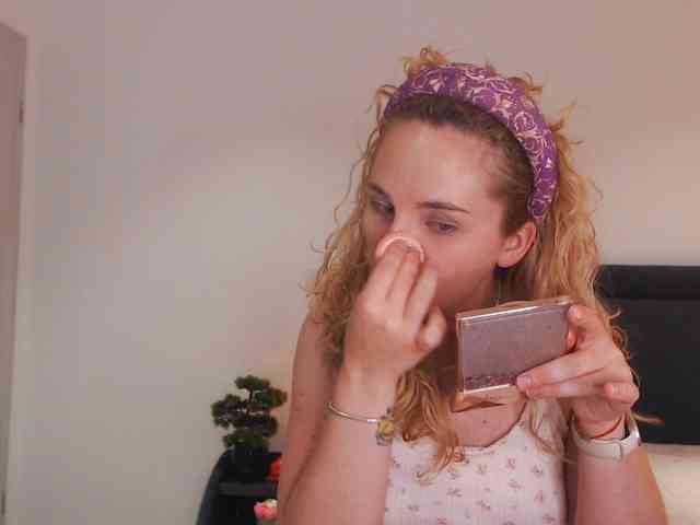 AnnaEvv webcam