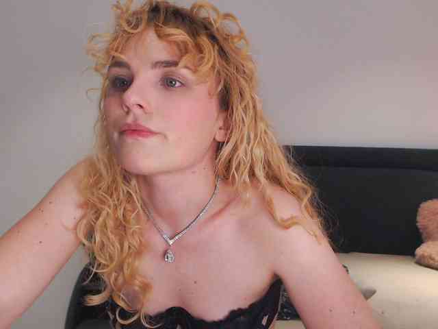 AnnaEvv webcam