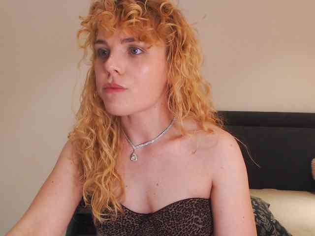 AnnaEvv webcam