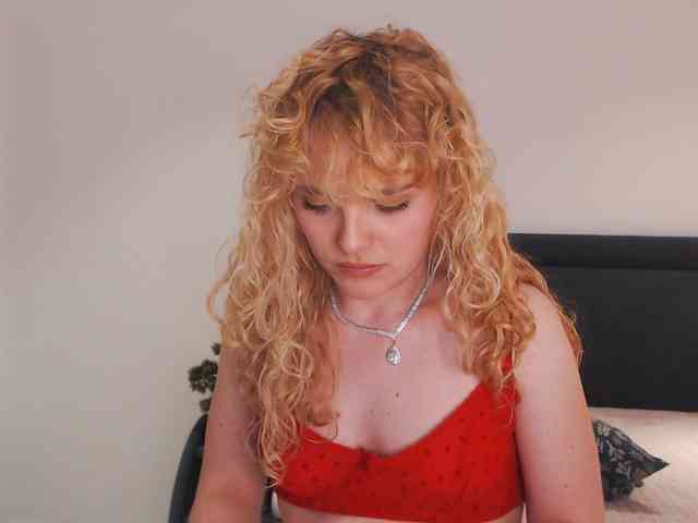 AnnaEvv webcam