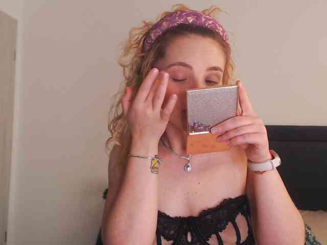 AnnaEvv webcam