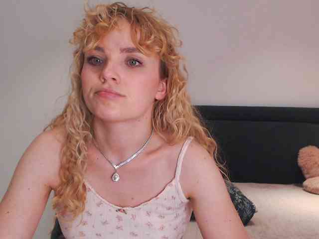 AnnaEvv webcam