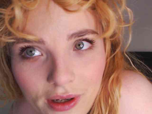 AnnaEvv webcam