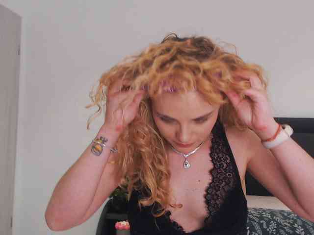 AnnaEvv webcam