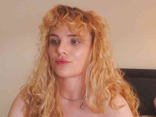 AnnaEvv webcam