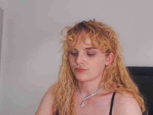 AnnaEvv webcam