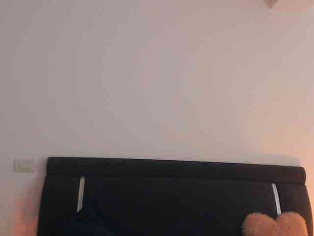 AnnaEvv webcam