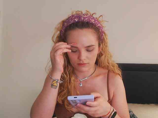 AnnaEvv webcam
