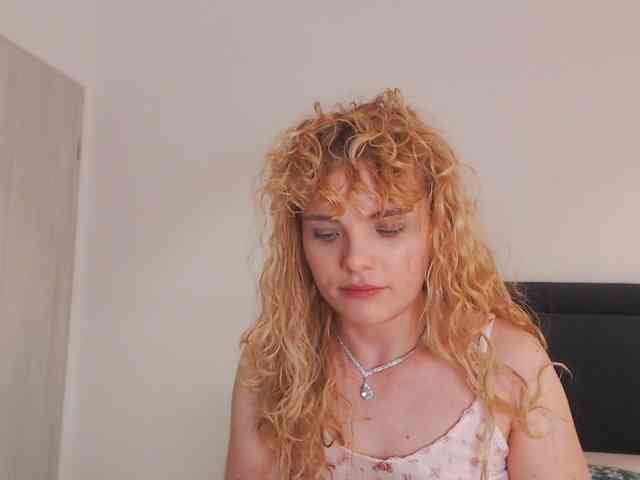 AnnaEvv webcam