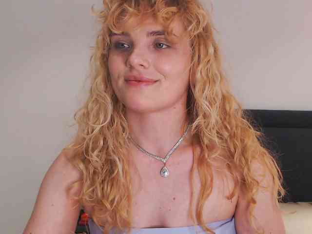 AnnaEvv webcam
