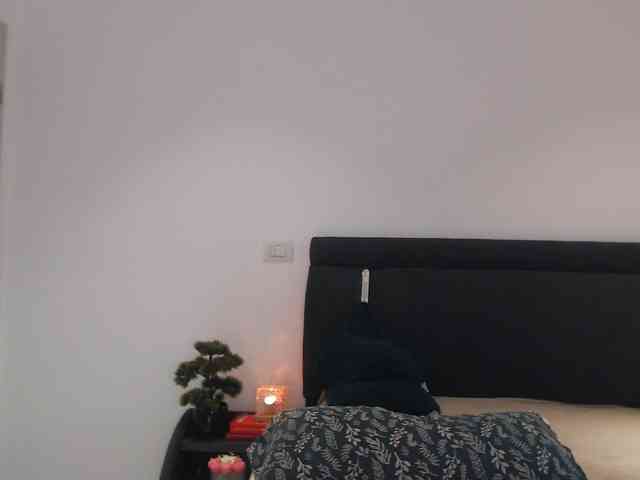 AnnaEvv webcam