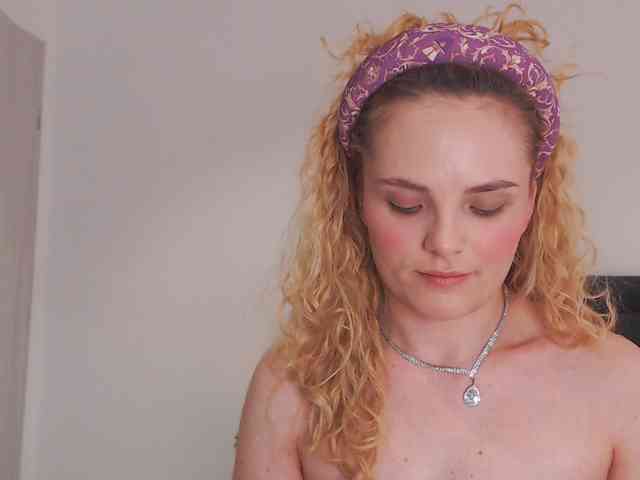 AnnaEvv webcam