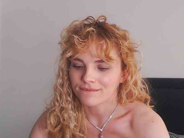 AnnaEvv webcam